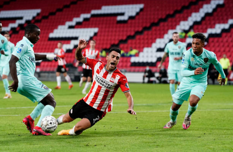 爱游戏官网-国际比赛日荷甲传出新动向，巴塞罗那造点机会，管理层表态——更衣室稳定，更衣室氛围转暖的简单介绍